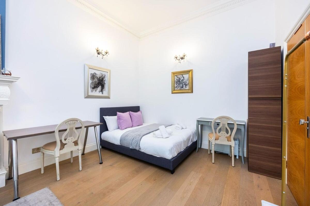 Living 1br South Kensington *